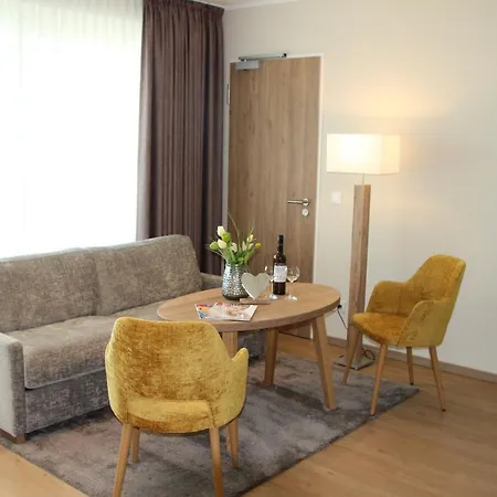 Hotel Hermannshoehe 3*