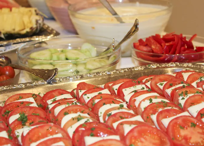 Hermannshoehe ホテル レーグデン