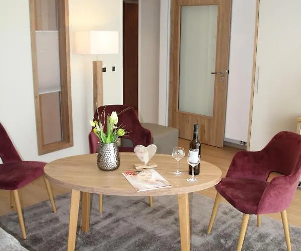 Hotel Hermannshoehe 3*