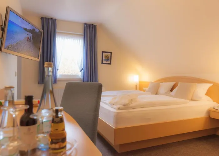 Hotell Hermannshöhe 3*