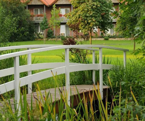 Hermannshoehe ホテル